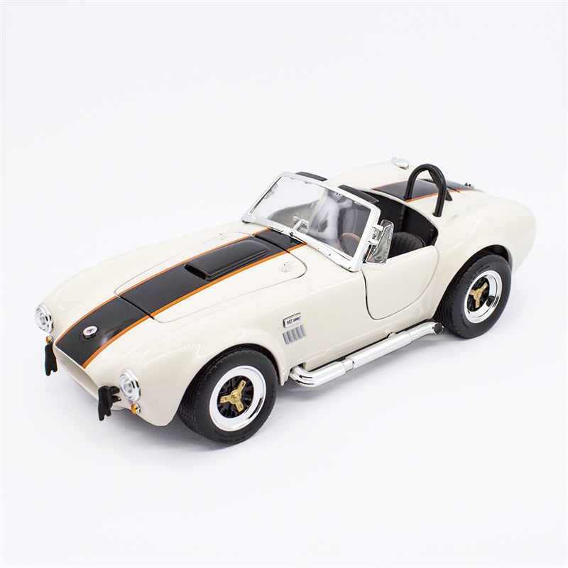 1:18 Shelby Cobra 427 S/C "64 - Cream With Black Stripes
