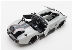 1:24 1965 Silver Shelby Cobra 427 S/C Diecast