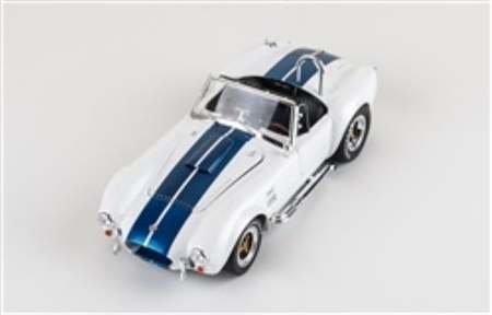 1:18 1965 White Shelby Cobra 427 S/C Diecast