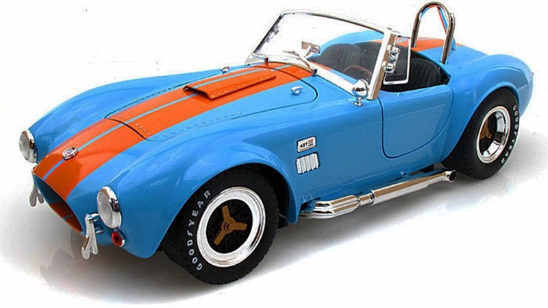1:18 1965 Shelby Cobra 427 S/C
