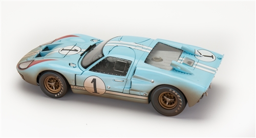 1 18 1966 Gulf Blue Ford Gt40 Le Mans 1 After Race Diecast